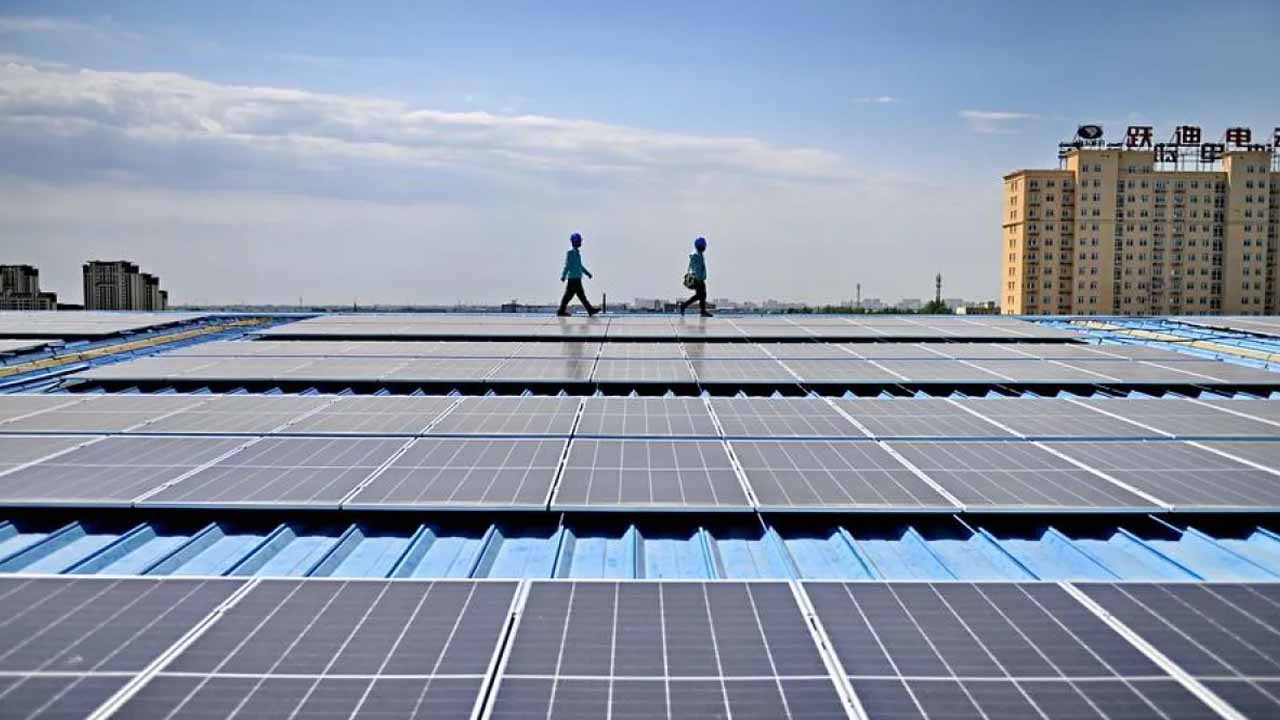 Konsumsi Listrik di China Naik 4,7 Persen pada April 2025