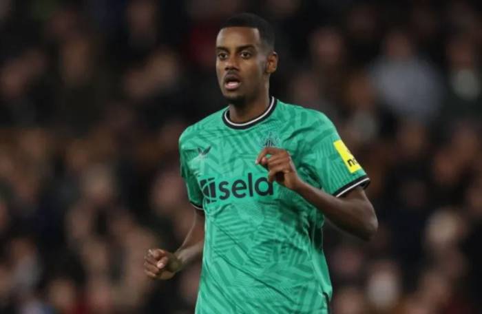Alexander Isak Ungkap Perasaan Jelang Debut di Liverpool