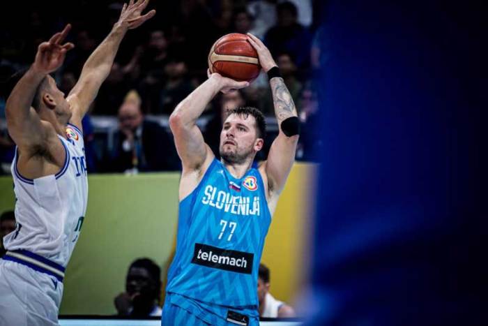 Luka Doncic Jadi Legenda Hidup EuroBasket dengan Triple Double Bersejarah