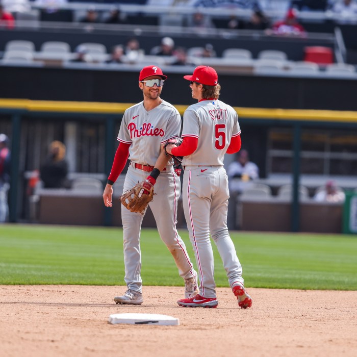 Phillies Turner Pulih Fans Yakin Playoff Lebih Gila