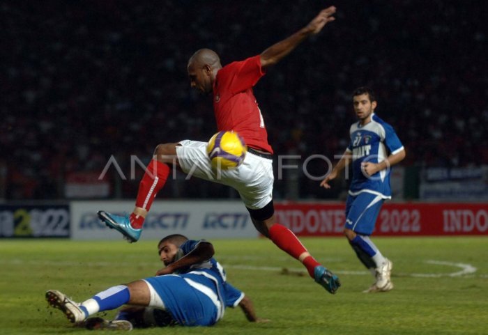 Patrick Kluivert Sesalkan Batalnya Indonesia vs Kuwait